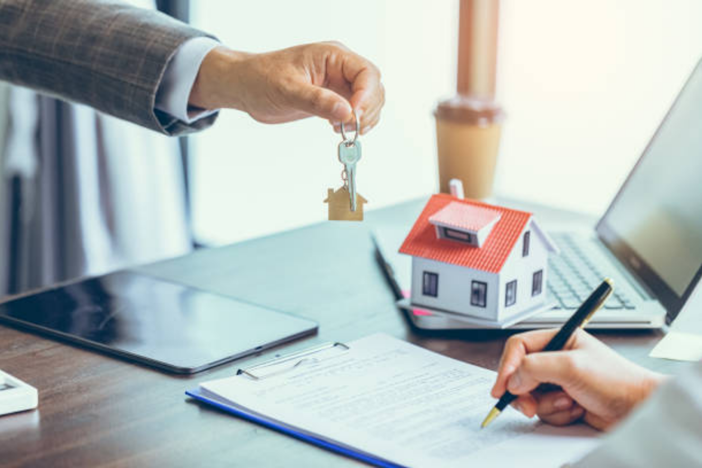 bàn giao bất động sản