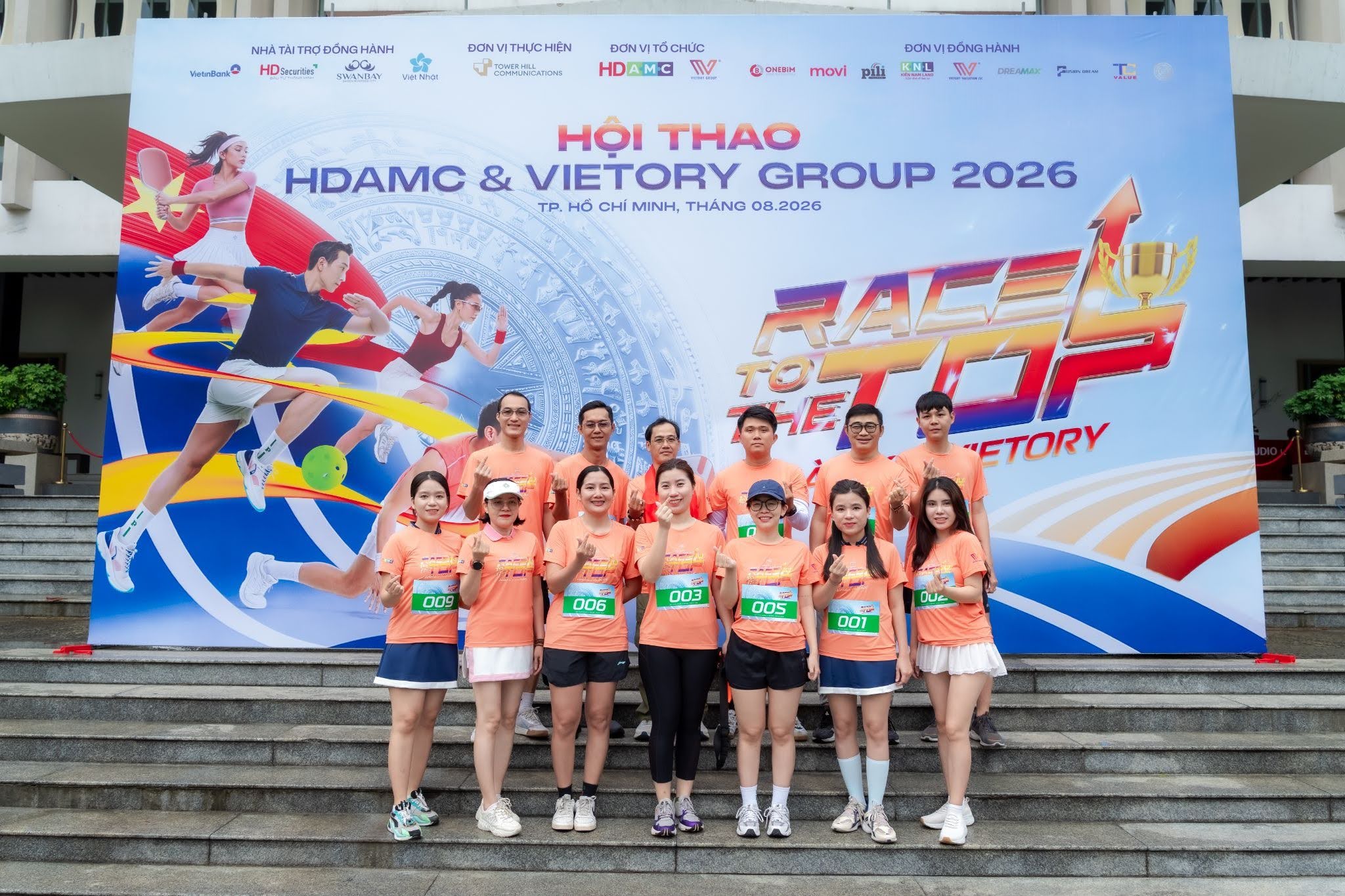 kiên nam land tham gia hội thao race to the top